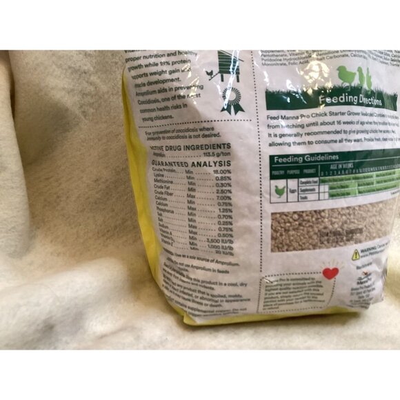 Manna Pro Chick Starter Grower Medicated Crumbles 5 Lb Bag - Picture 4 of 5